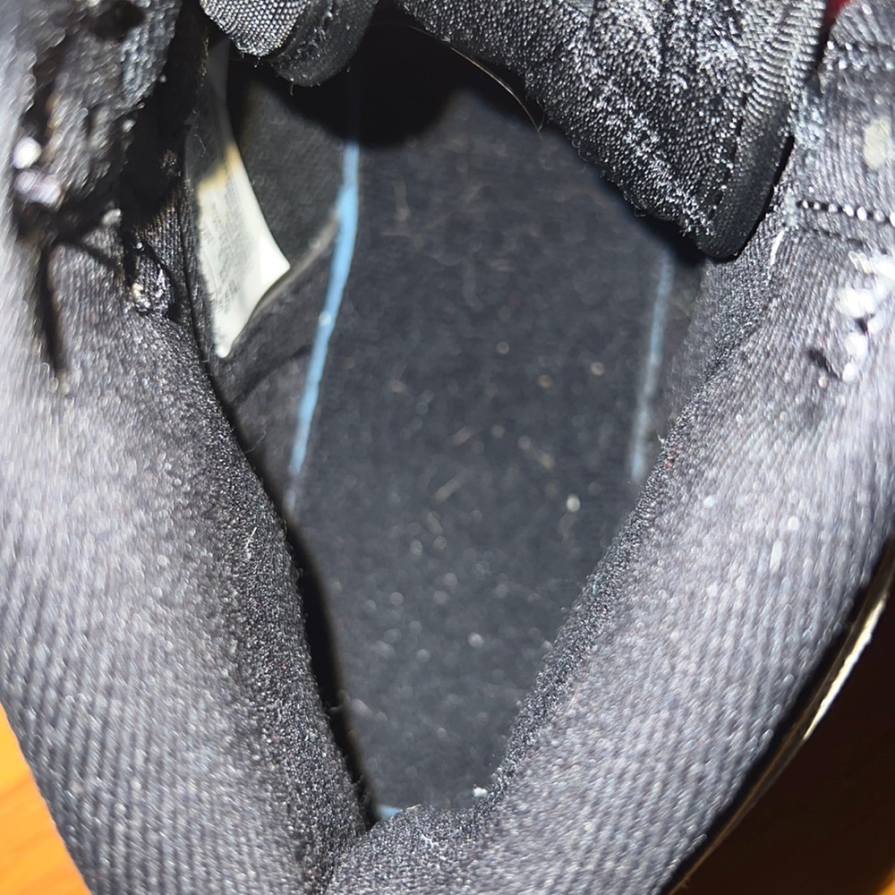 AIR JORDAN 1 HIGH OG 6.5Y - Picture 10 of 14